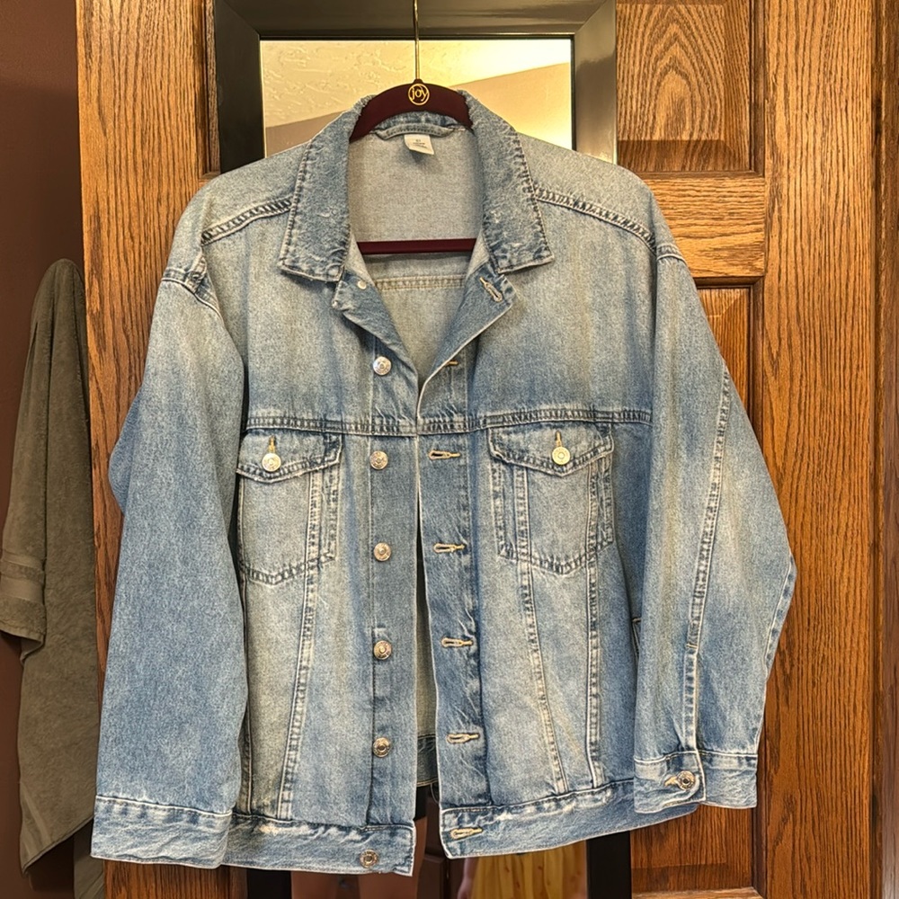 H&M trucker jean jacket